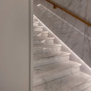 Mẫu phối cảnh cầu thang bộ gạch Ấn Độ ARREZO BIANCO - FiveA&Co